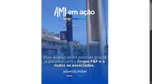 Totem de câmera de segurança da F&F Comunicações instalado em Guarajuba